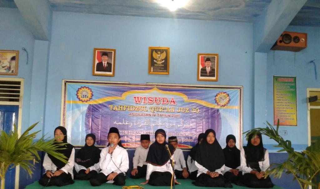 44 Siswa SD Penghafal Alquran Juz 30 Itu Diwisuda