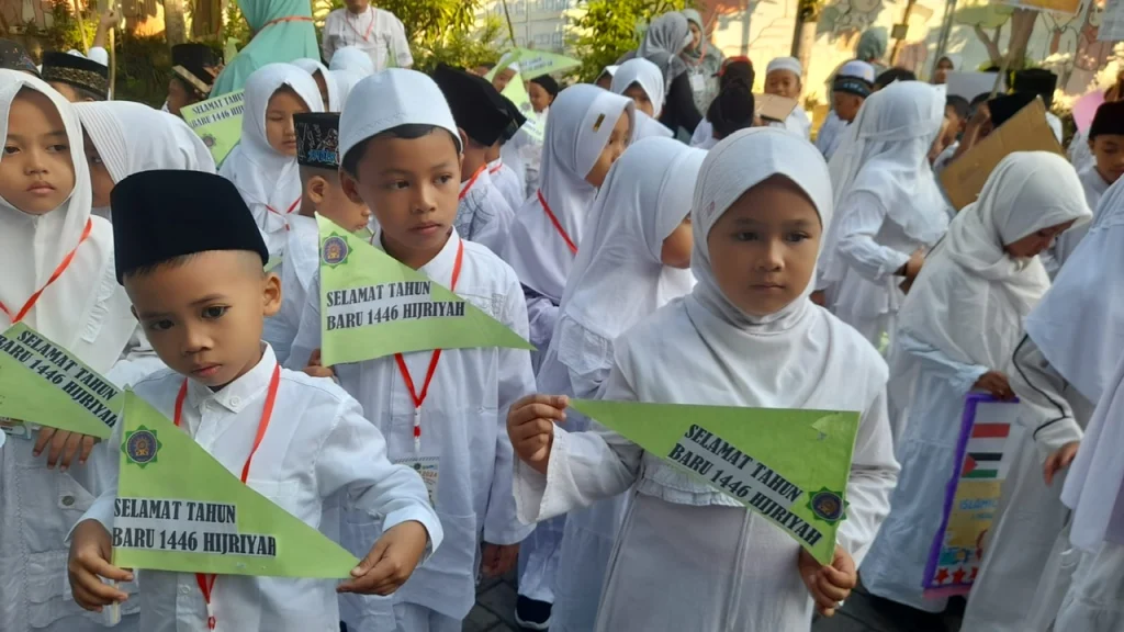 SD Muwri Gelar Fortasi Dengan Pawai Berkeliling Kampung