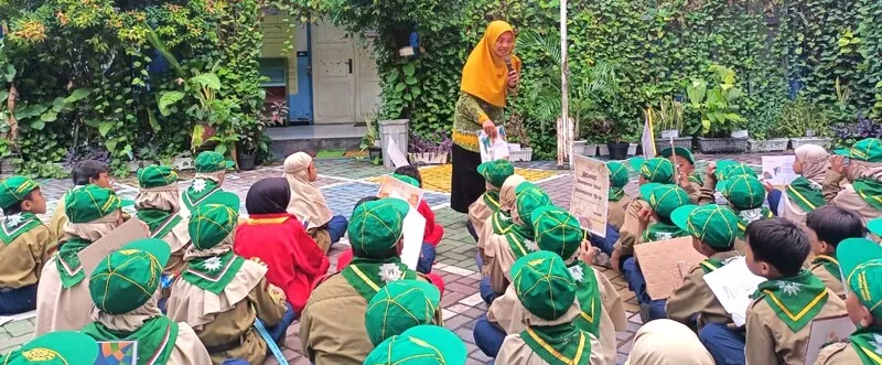 Peringati Milad ke-113 Muhammadiyah, SD Mugres Kampus B Kenalkan Sejarah Persyarikatan dan Gelar Pentas Bakat