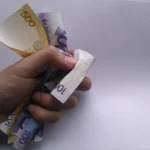 Awas, Merusak Uang dengan Sengaja Bisa Masuk Penjara