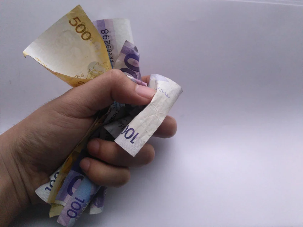 Awas, Merusak Uang dengan Sengaja Bisa Masuk Penjara