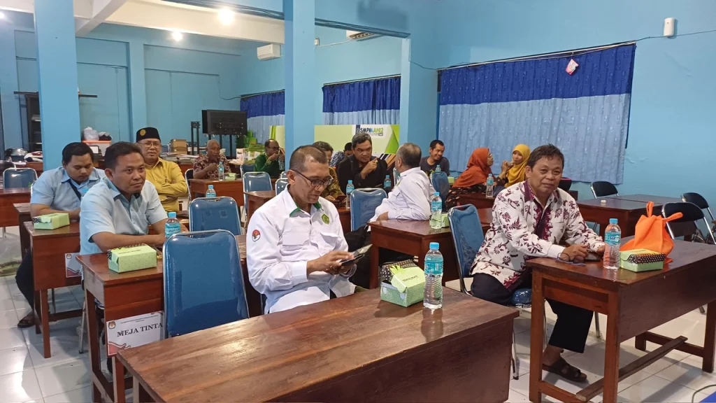 Majelis Dikdasmen dan PNF Lamongan Cek Persiapan OAD di SMPM 12 Sendangagung