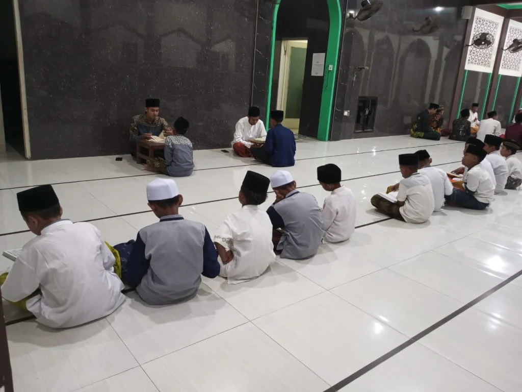Ponpes Al-Hikmah Gresik Berkomitmen Ciptakan Generasi Ahlul Qur’an