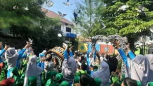 Pelepasan Burung Merpati Menjadi Tanda Berakhirnya Fortasi 2024 SD Muhita