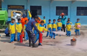 Edukasi Antisipasi Bencana, SD Mutu Kagumi Datangkan Damkar
