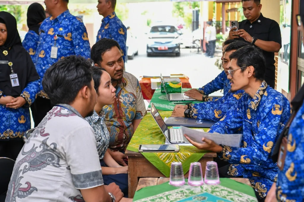 Apresiasi Praktik Baik SPMB, Kemendikdasmen Aktif Terjunkan Tim Pemantau ke Sekolah