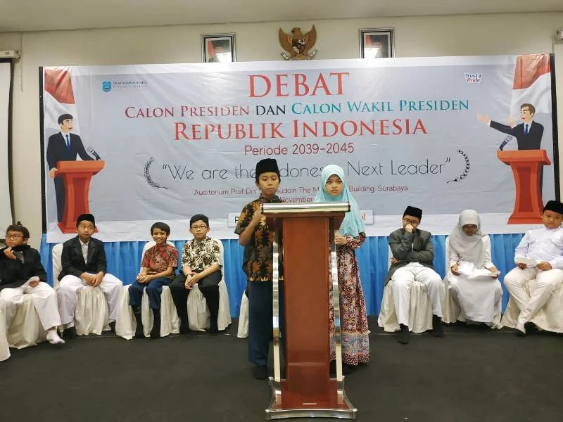Beginilah Calon Presiden Saat Debat Adu Program di Sekolah Ini