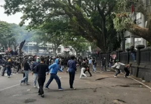 Pemerintah Diminta Pahami Kekecewaan Rakyat atas Omnibus Law