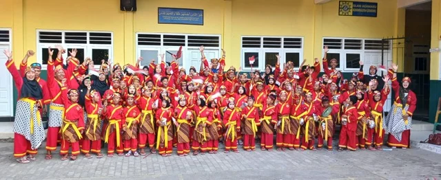 Tampil Beda, MIM 14 Pambon Angkat Tema Tapak Suci di HUT Ke‐79 RI