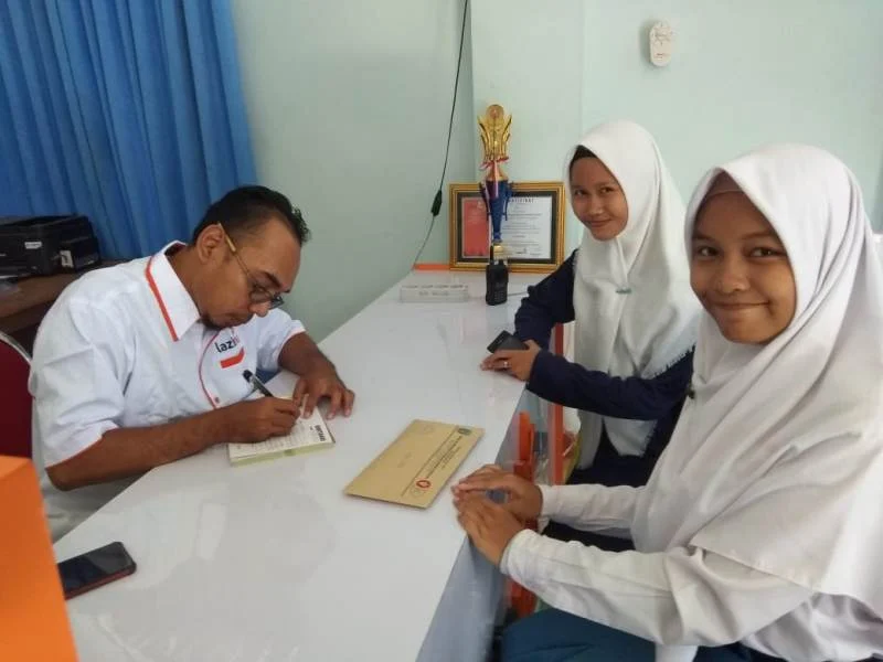 Sekolah Ini Salurkan Sumbangan Rp 8 Juta untuk Korban Gempa Palu ke Lazismu