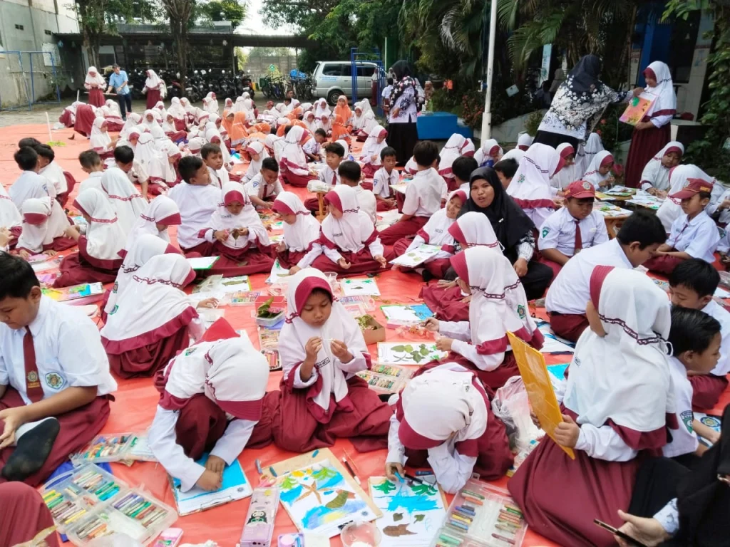 SD Muwri Gelar PHSN, Dimeriahkan Lomba Kolase dan Launching Buku Karya Siswa