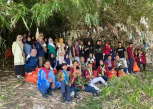 Sekolah Dampingan Eco Bhinneka Gelar Aksi Besuk Sungai dalam Rangka Memperingati Hari Lingkungan Hidup Sedunia