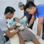 Launching Klinik Kesehatan dengan Khitan Massal Gratis