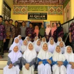 Anggota PSTQ Pondok Karangasem Belajar Seni Kaligrafi di Sanggar Al-Qolam