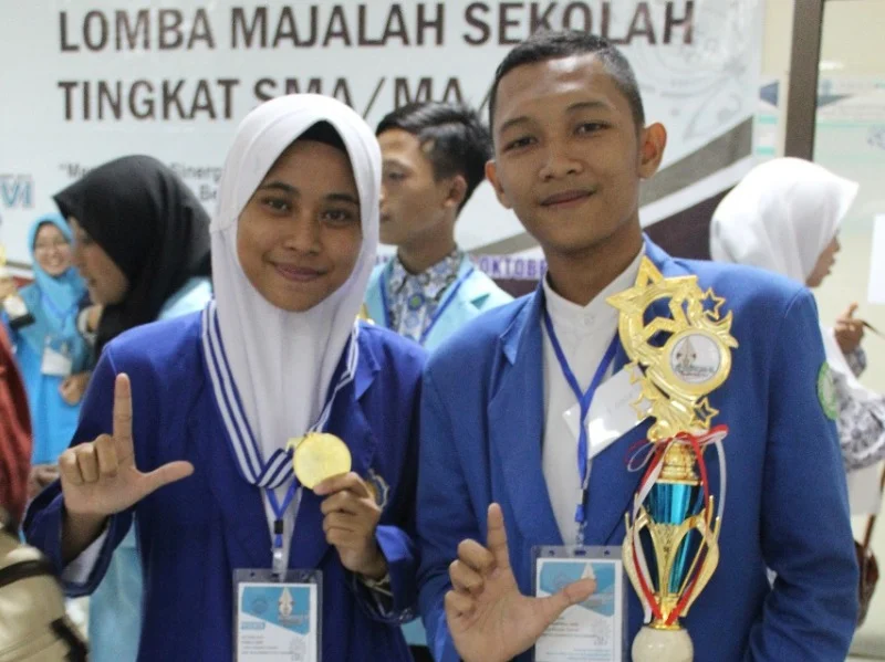 Majalah Famuba SMKM Lebaksiu Rebut Medali Emas di Olympicad