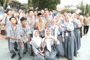 Tinjau Sekolah, Wamendikdasmen Berkomitmen Tingkatkan Kualitas Pendidikan