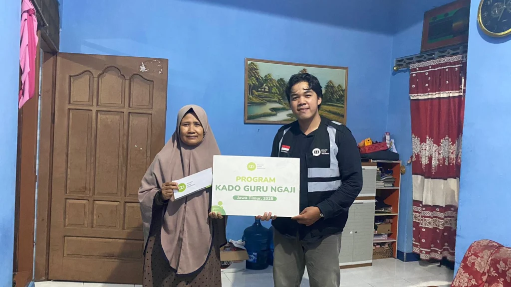 BEM FEB Umla dan IZI Gelar FEB Peduli untuk Guru Ngaji di Pantura Lamongan