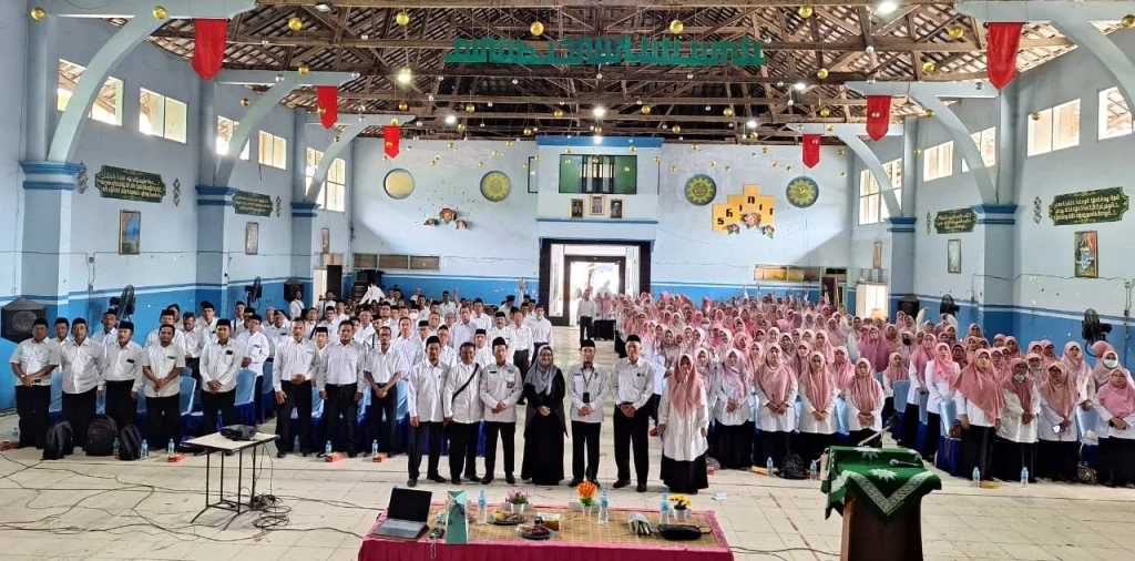 Tingkatkan Kompetensi, 10 Guru MIM 08 Kandangsemangkon Ikuti Workshop Deep Learning dan Kurikulum Berbasis Cinta