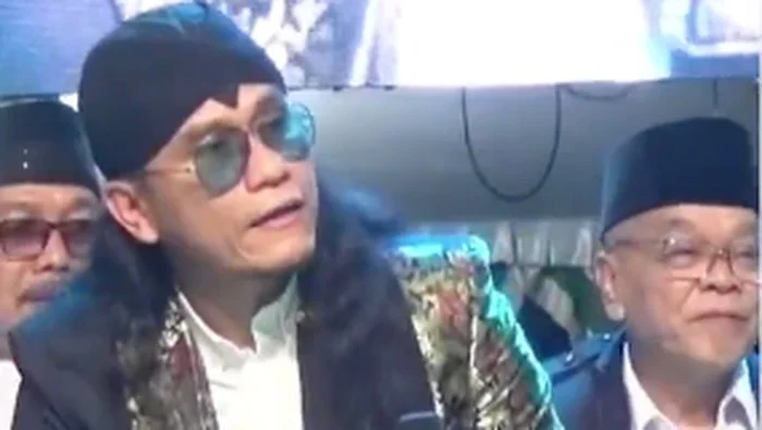 Kontroversi Gus Miftah Sebut Penjual Es, Dosen UM Surabaya Tekankan Pentingnya Adab bagi Tokoh Publik