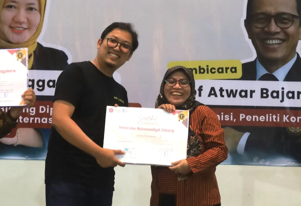 Ikom Umsida Jadi Website Terbaik dan Abdimas Terbanyak di SILAT APIK PTMA 2025