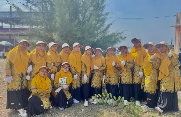 Semarak HUT ke-79 RI, Ibu Guru MIMDA Unjuk Kebolehan di Bawah Terik Matahari