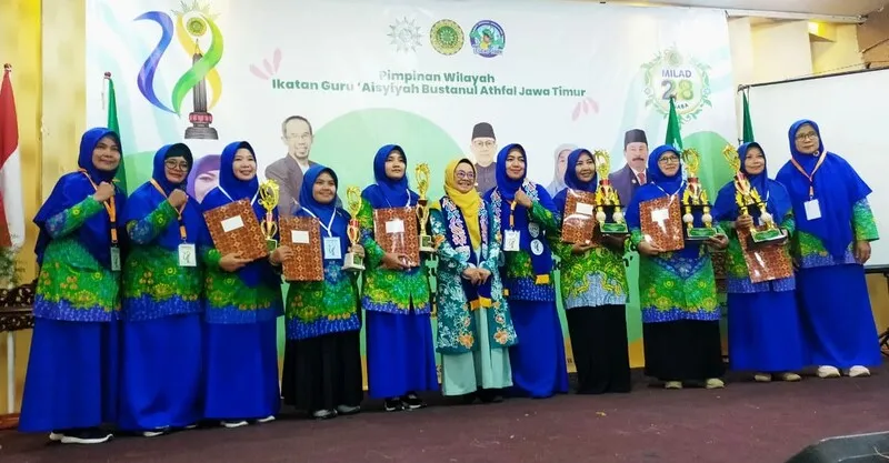 Inilah Para Juara Lomba Jurnalistik dan Desain Batik IGABA Jatim
