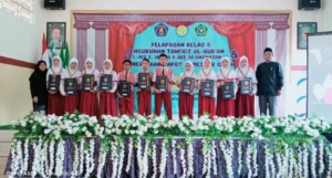 Pelepasan Siswa Kelas VI MI Muhammadiyah 20 Karangasem: Penuh Haru, Semangat, dan Harapan