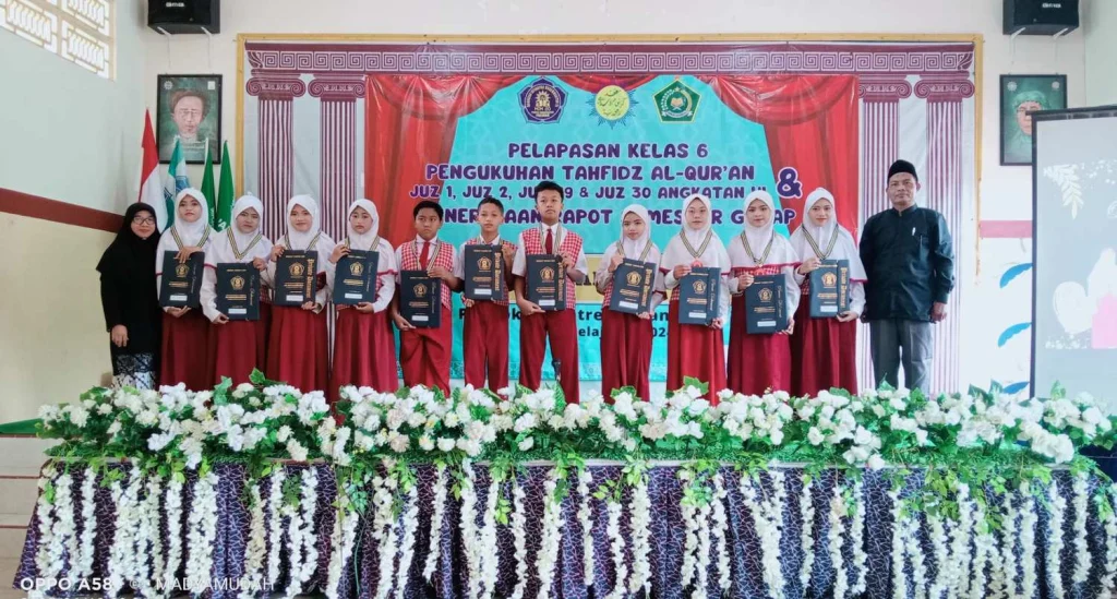 Pelepasan Siswa Kelas VI MI Muhammadiyah 20 Karangasem: Penuh Haru, Semangat, dan Harapan