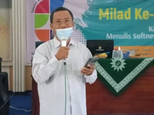 Puisi Kontributor Jadi Kado Spesial Roadshow PWMU.CO
