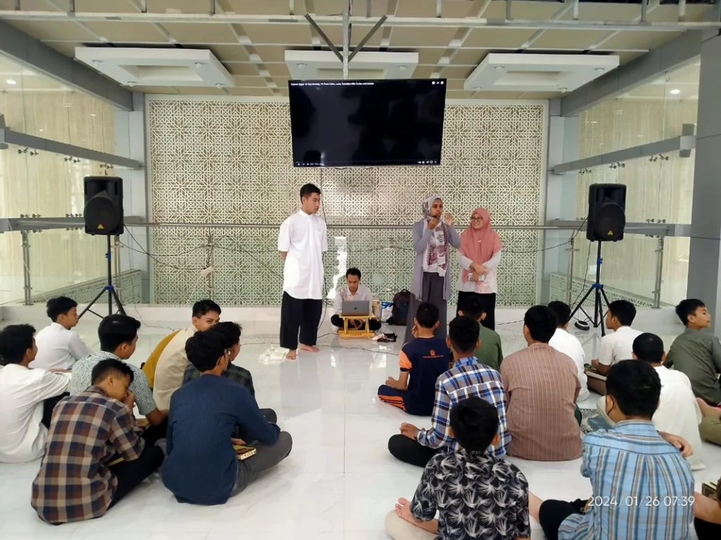 Kammil Spemdalas Bahas Pakaian Adat Mesir dan Indonesia