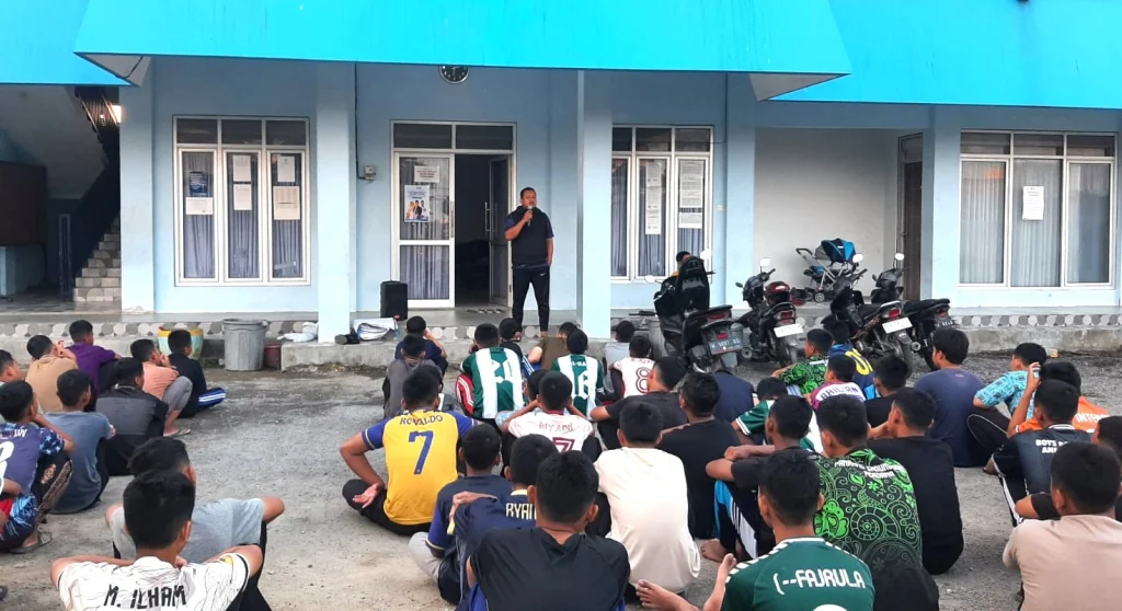 Santri Tahfidz Putra Al-Mizan Ikuti Pelatihan Penyembelihan Hewan Kurban Bersama JagalMu Lamongan di Momen Idul Adha