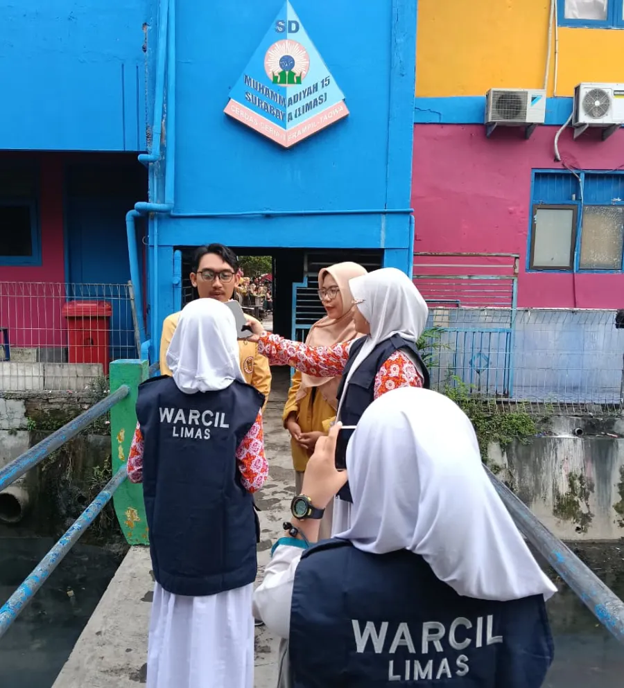 Wartawan Cilik SDM Limas Liput Pendirian IPM Kids pada Apel Milad ke-113 Muhammadiyah 