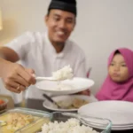 Allah dan Malaikat Bershalawat pada Orang yang Sahur