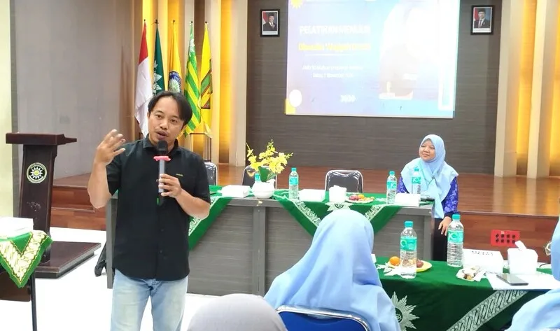 Bongkar Trik Menulis Berkualitas, Ahmad Faizin Ingatkan Penulis Dinamika Aisyiyah Jangan Hanya Andalkan AI