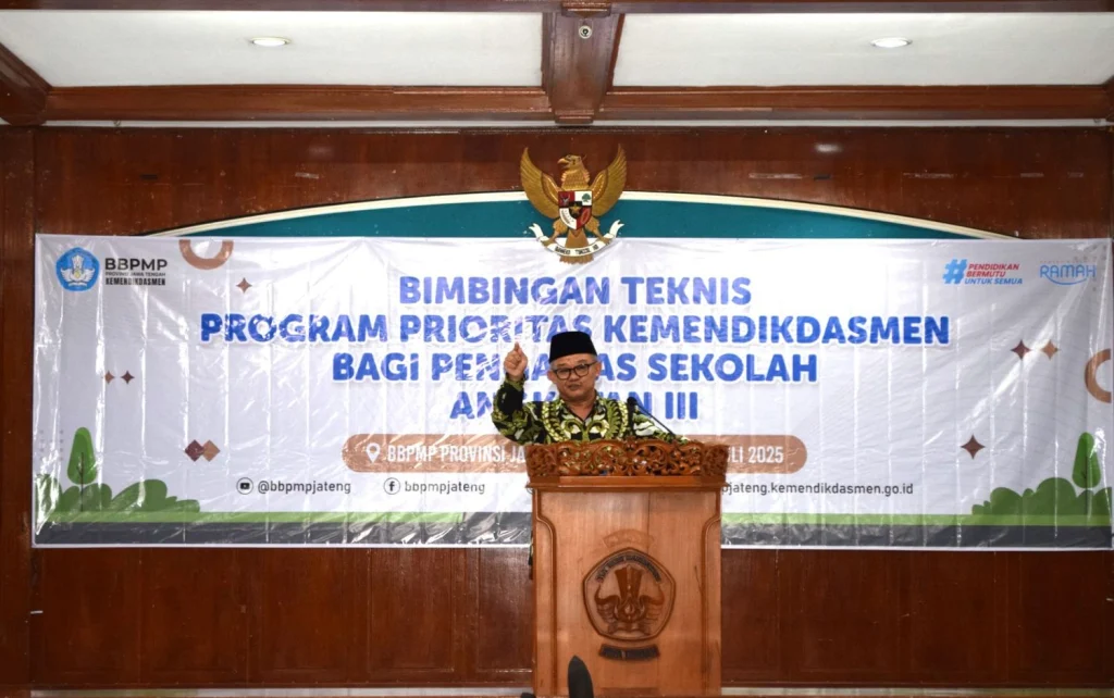 Mendikdasmen Tegaskan Pentingnya Peran Pengawas dan Penilik Sekolah dalam Memelihara Mutu Pendidikan