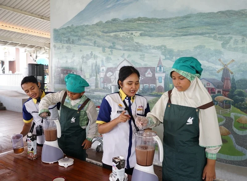 Hafal Juz Amma dan Hadits, Boleh Ikut Piknik