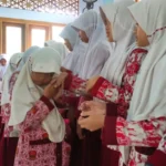 Momen Haru dan Bahagia Warnai Pamitan Kelas 6 MIM Mutiara