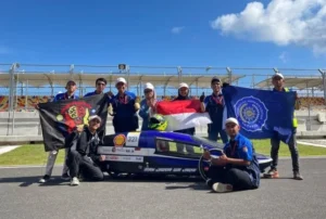 Mobil Listrik Umsida Juara Kompetisi Shell Eco Marathon