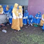 Kisah Menemukan Sandal yang Hilang