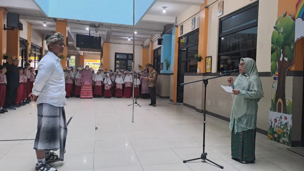 Kepala SD Muhlas Tegaskan Peran Guru sebagai Pilar Karakter Bangsa