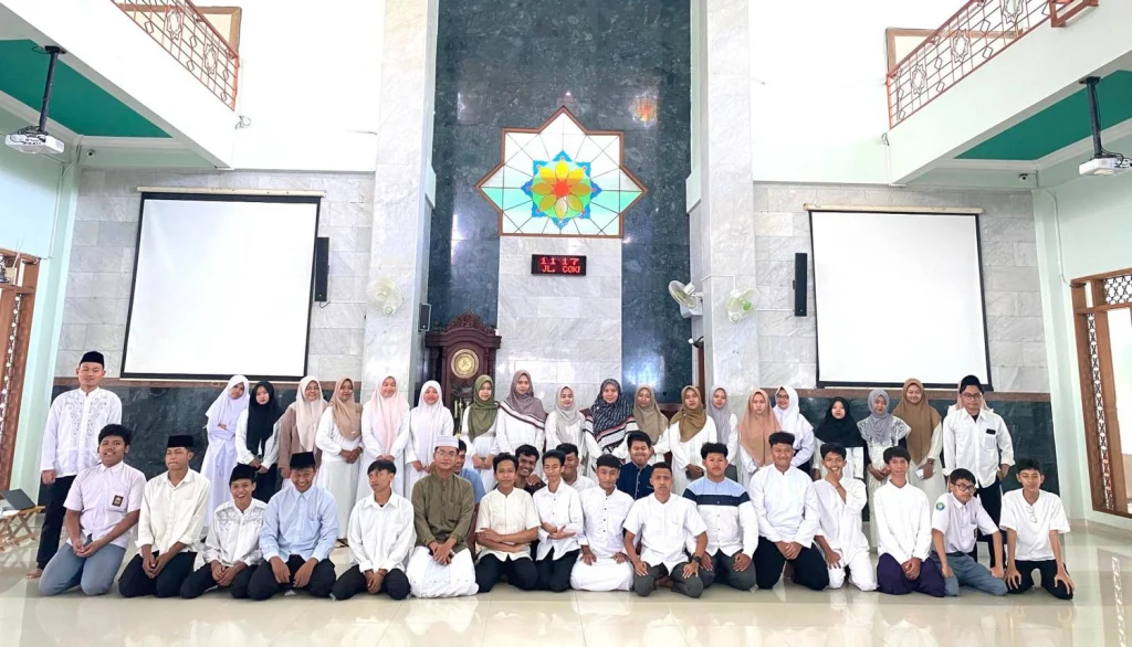 Siswa SMA Muhammadiyah 1 Blitar Unjuk Hafalan di Munaqasah Al-Quran