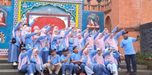 Tumbuhkan Rasa Syukur dan Pererat Ukhuwah, GTK SD Mupat Jalani Rihlah Inspiratif ke Bandung