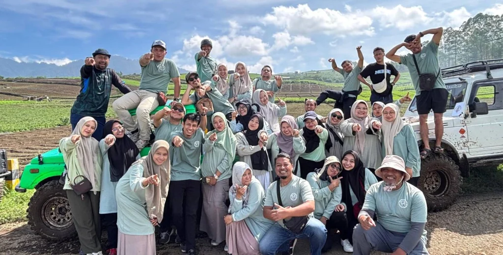 Guru dan Karyawan SMP Muhammadiyah 8 Batu Pererat Kekompakan Lewat Fun Offroad, Begini Keseruannya