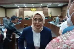 Airmata yang Tidak Seharusnya Jatuh