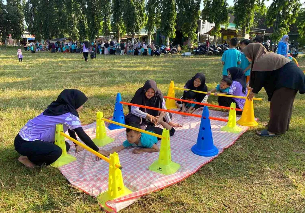 Usung Tema Pengembangan Gross Motor, Begini Serunya Outdoor Activity ala Logika Kids