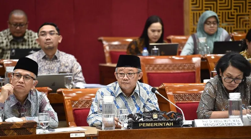 Mendikdasmen Paparkan Pagu Anggaran 2026 di Raker Komisi X DPR, Fokus Perkuat Program Prioritas Pendidikan