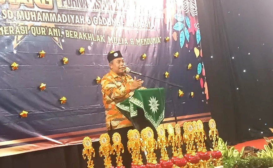 Ketua PDM Surabaya Beri Pesan Penuh Makna untuk Wisudawan SD Musix