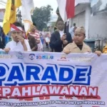 SD Mutu Paiton Tanamkan Semangat Kepahlawanan lewat Parade dan Nobar