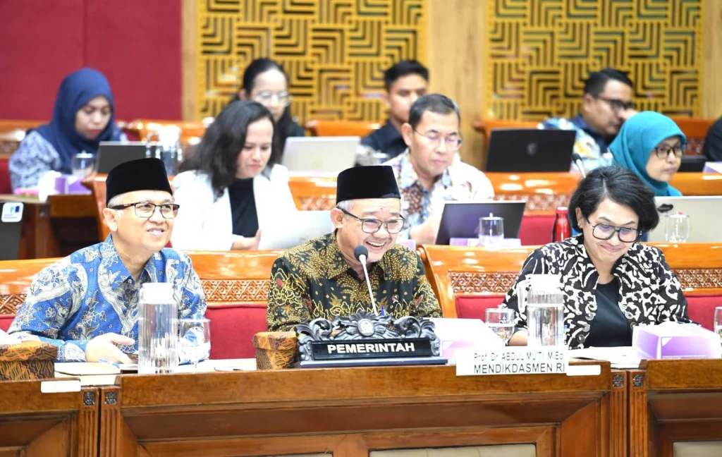 Komisi X DPR RI Apresiasi Realisasi Anggaran dan Capaian Program Prioritas Kemendikdasmen Tahun Anggaran 2024
