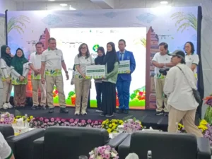 Segudang Prestasi Antar Siswi SMKM 5 Gresik Ini Raih Beasiswa Petani Muda